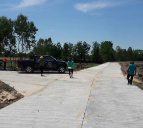 ตรวจรับงานจ้างก่อสร้างถนน คสล. บ้านหนองตาดวัฒนา หมู่ที่ 10
