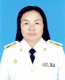 นางประภาศรี งามสง่า