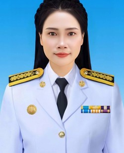 นางสาวพิมลพรรณ มั่นยืน